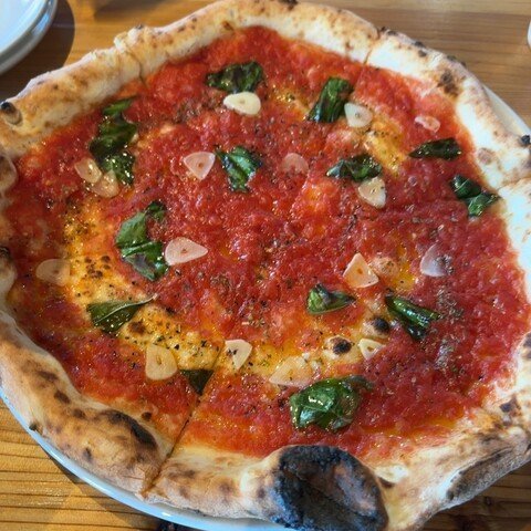 truejocker's tweet photo. 夜はピザ🍕🍕🍕 https://t.co/AsSOCTgtMR