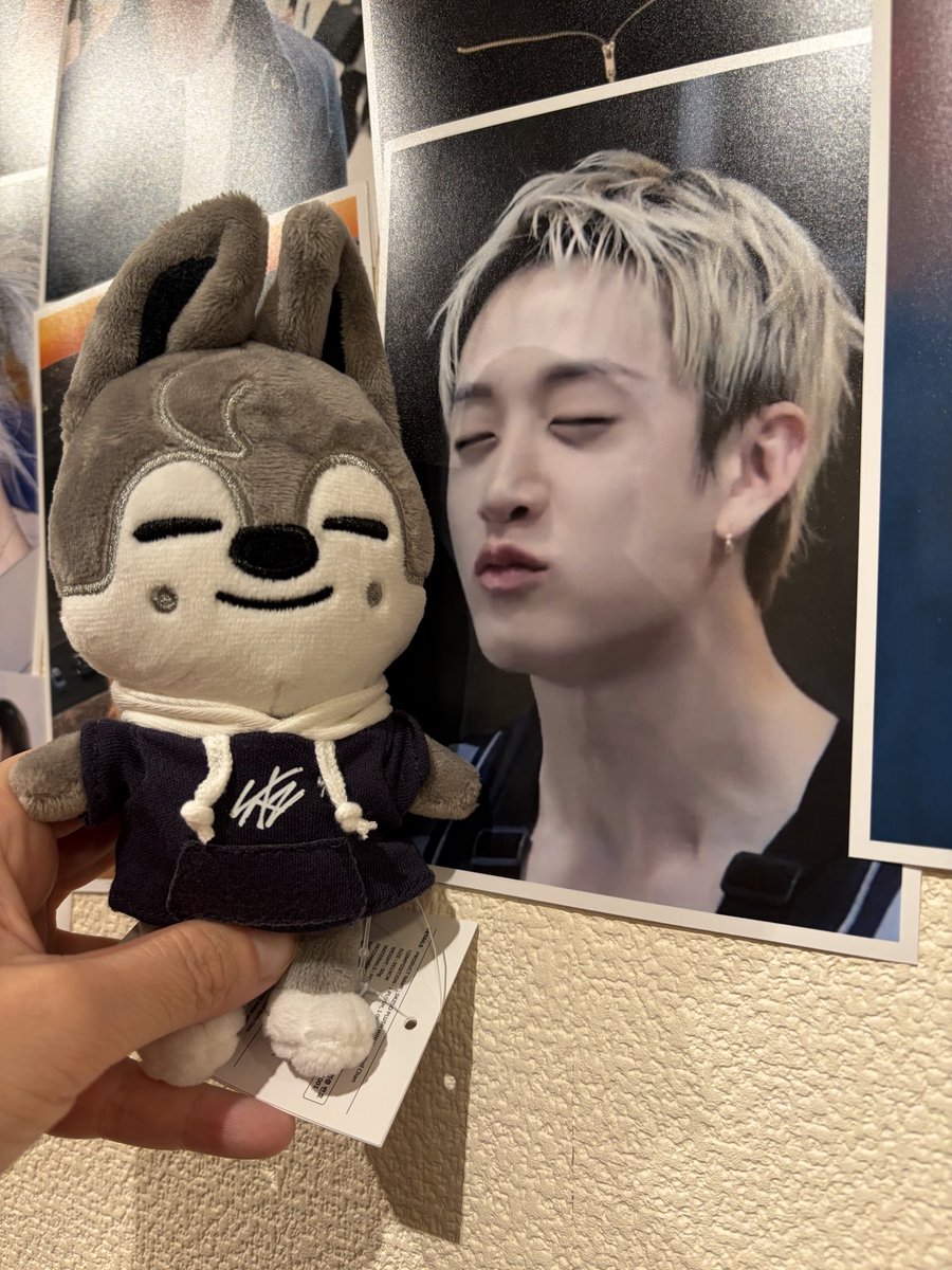 shidakyo's tweet photo. 初めての新大久保でお友達と推しの誕生日を祝うなど https://t.co/fMekchni0S