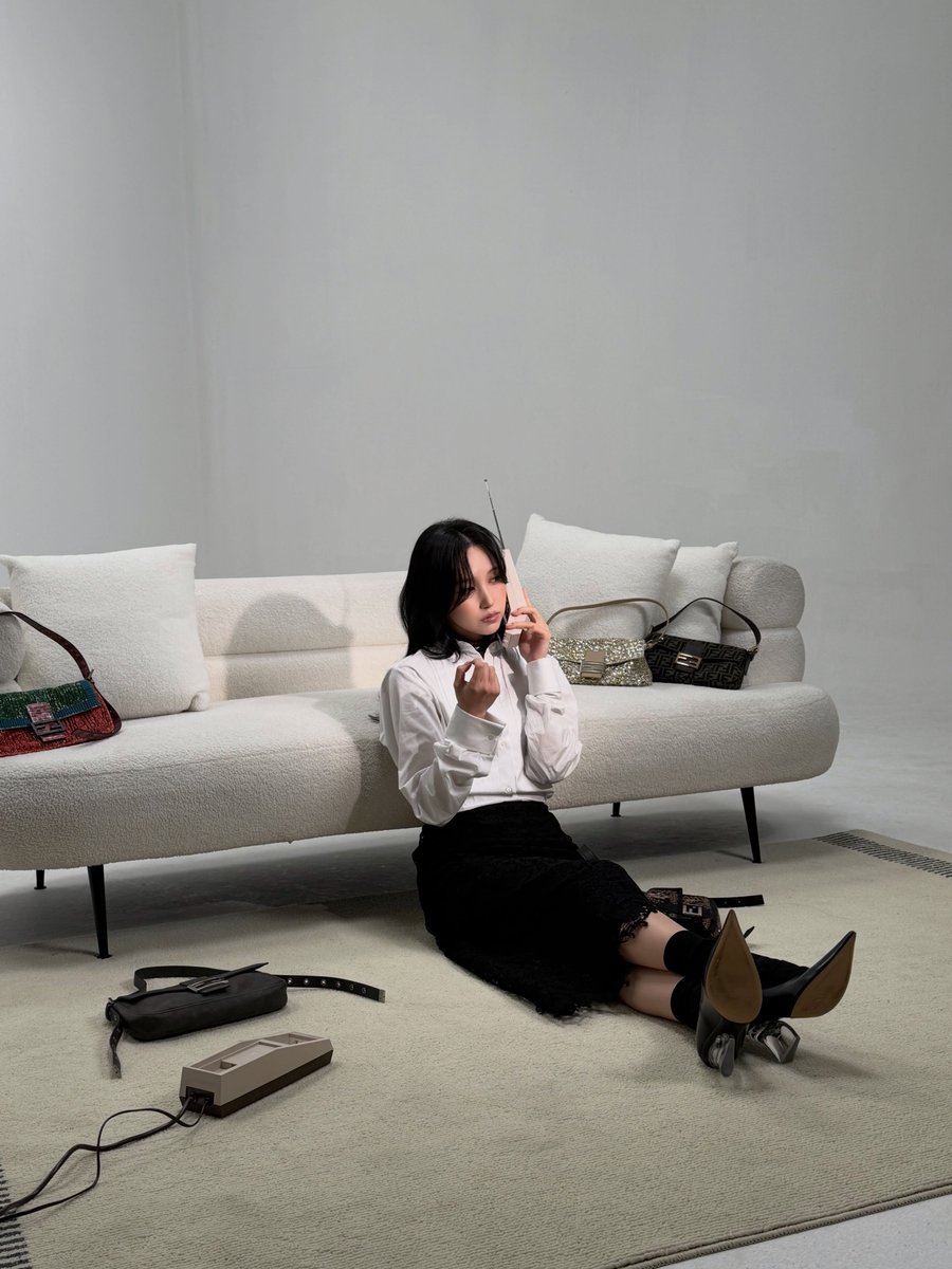 godmitzu's tweet photo. MINA FOR FENDI &amp; ELLE JAPAN https://t.co/YaeuMSbCKy