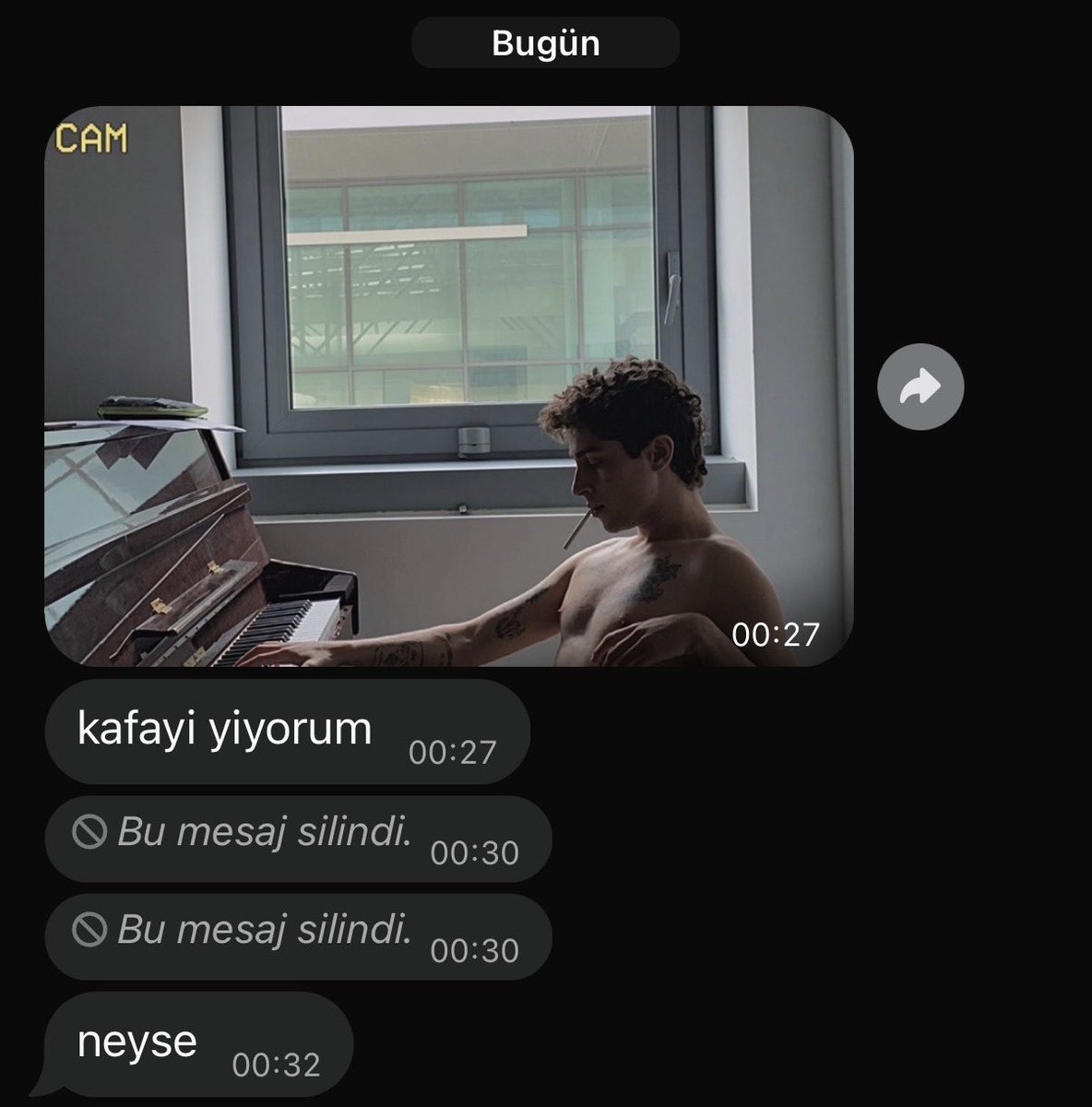 batuuuvvv's tweet photo. ben misil misil uyurken arkadasim can kesiktasi goturmus https://t.co/jZLKESMuQo
