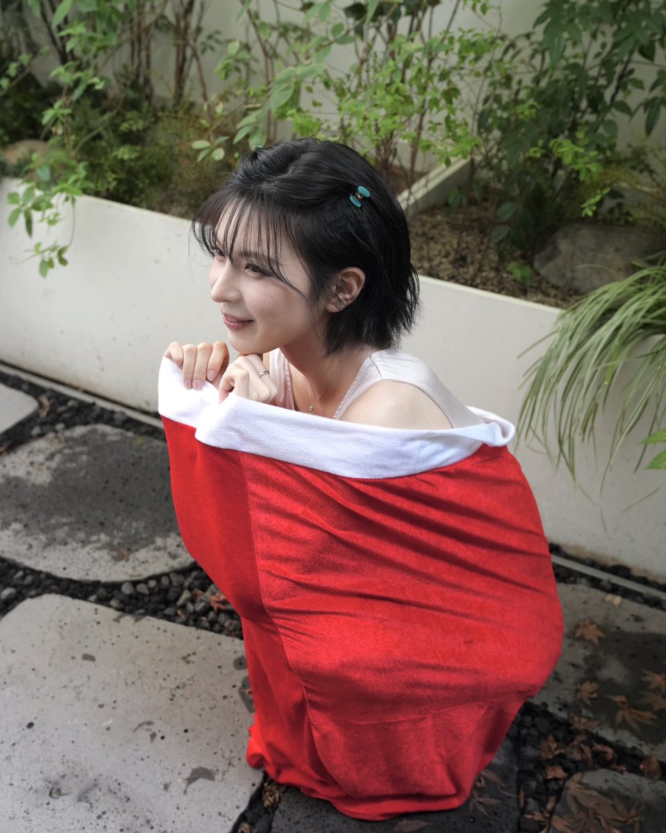 WE_NMIXX's tweet photo. 시켜줘 당신의 포켓걸

#NMIXX #엔믹스
#배이 #BAE https://t.co/xQw3J4ub2M
