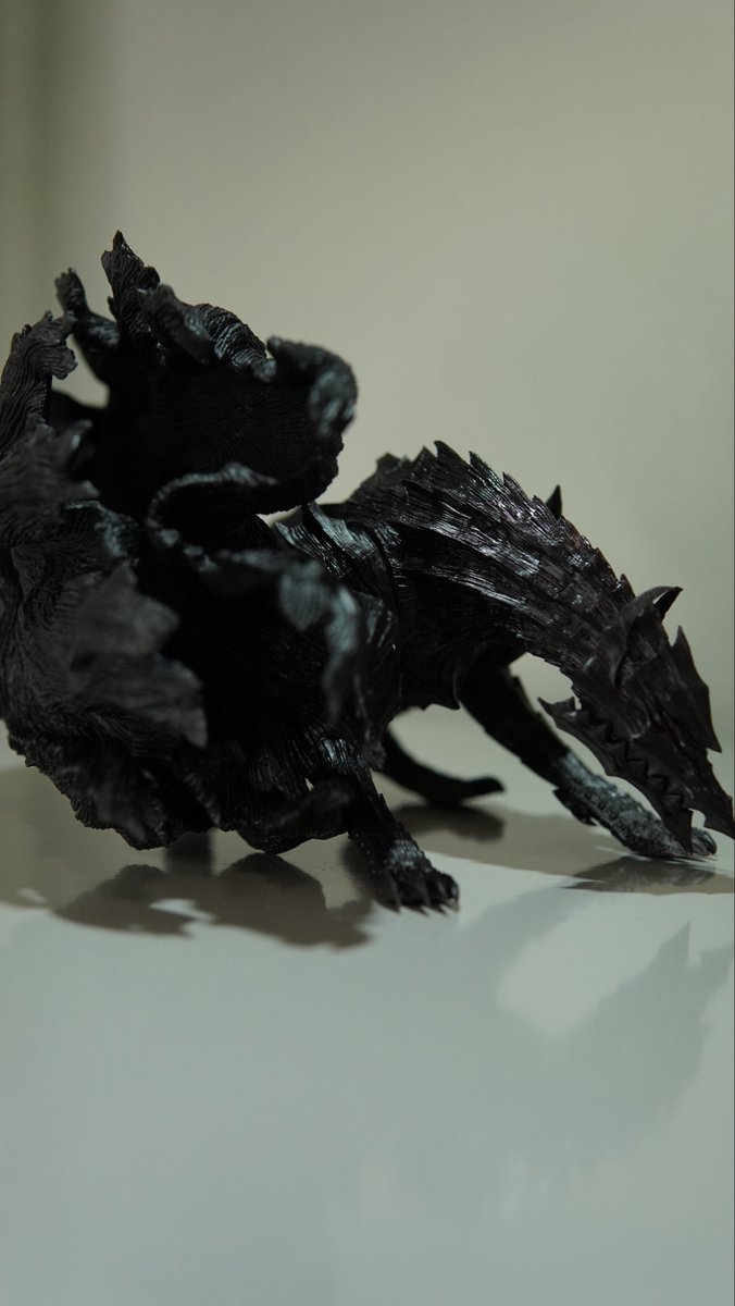 perunekomata's tweet photo. 一番くじ　ベルセルク　宿命の双極
D賞　夢の獣の開封レビュー動画となります。
夢の獣こいつはすげぇですよ
なかなかボリューミー

 https://t.co/iwx07hV1I9 https://t.co/meoJaSV6QW