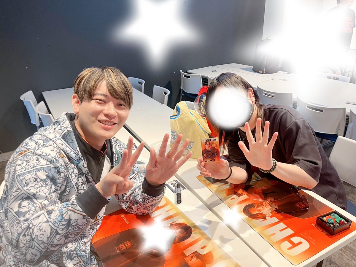suna_poke000's tweet photo. 【 EMBERZ CUP Vol.1 】 4-3でした!
プロのお二方と対戦できてフィードバックも丁寧にいただけてとても勉強になる大会でした✨
運営や対戦してくださった皆様ありがとうございました!
合格貰うまで通います。
(ニャースを安直に展開大幅減点35点❌)
#EMBERZCUP
#サイトウコウセイ
#くらぽん https://t.co/2skDc8OatG