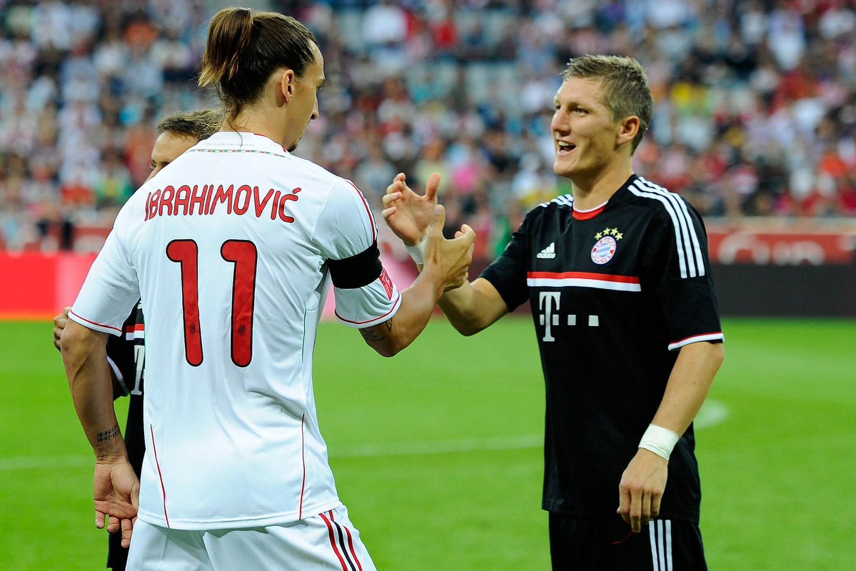 BSchweinsteiger's tweet photo. Ibrakadabra, one year older 🎂 Happy birthday @Ibra_official https://t.co/JLotAPXuZm