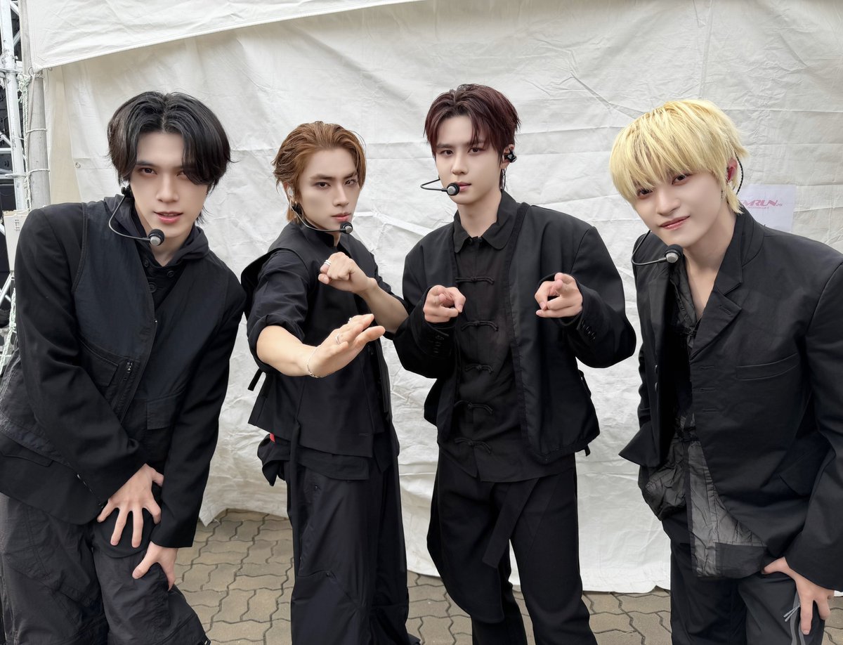 WayV_official's tweet photo. WayV at SMTOWN RUN CLUB 26 🏃

#WayV #威神V 
#SMTOWNRUNCLUB
#SMTOWNRUNCLUB26 https://t.co/UyQ1J2OukZ