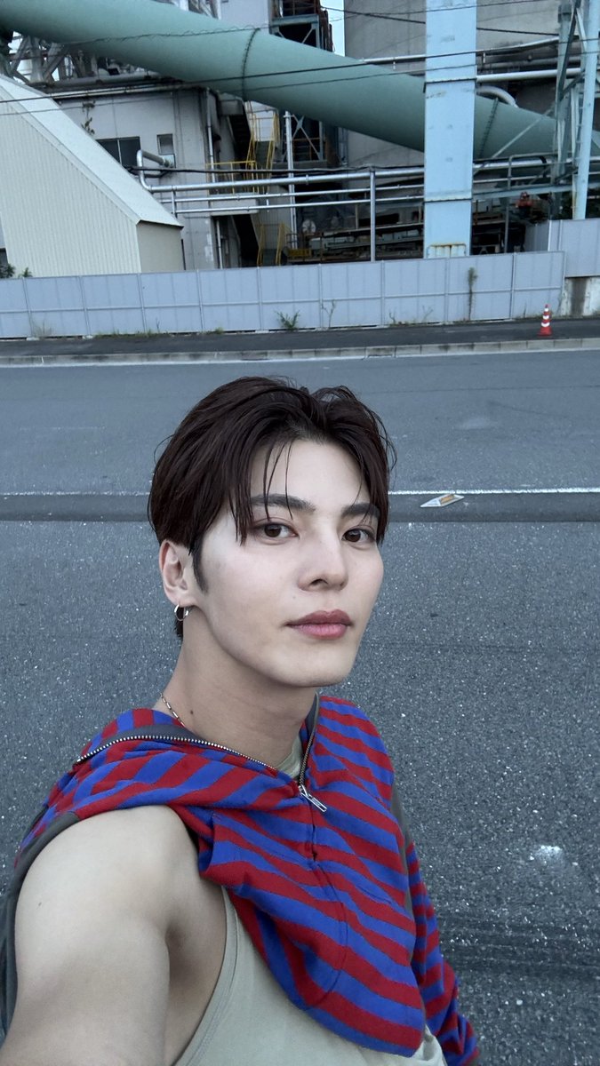 fmy_0821's tweet photo. 「HIGH BEAM」 off shot📸

#XngHan_Xoul #XngHan #スンハン
#XngHan_Xoul_HIGHBEAM https://t.co/lMIpWLIymC