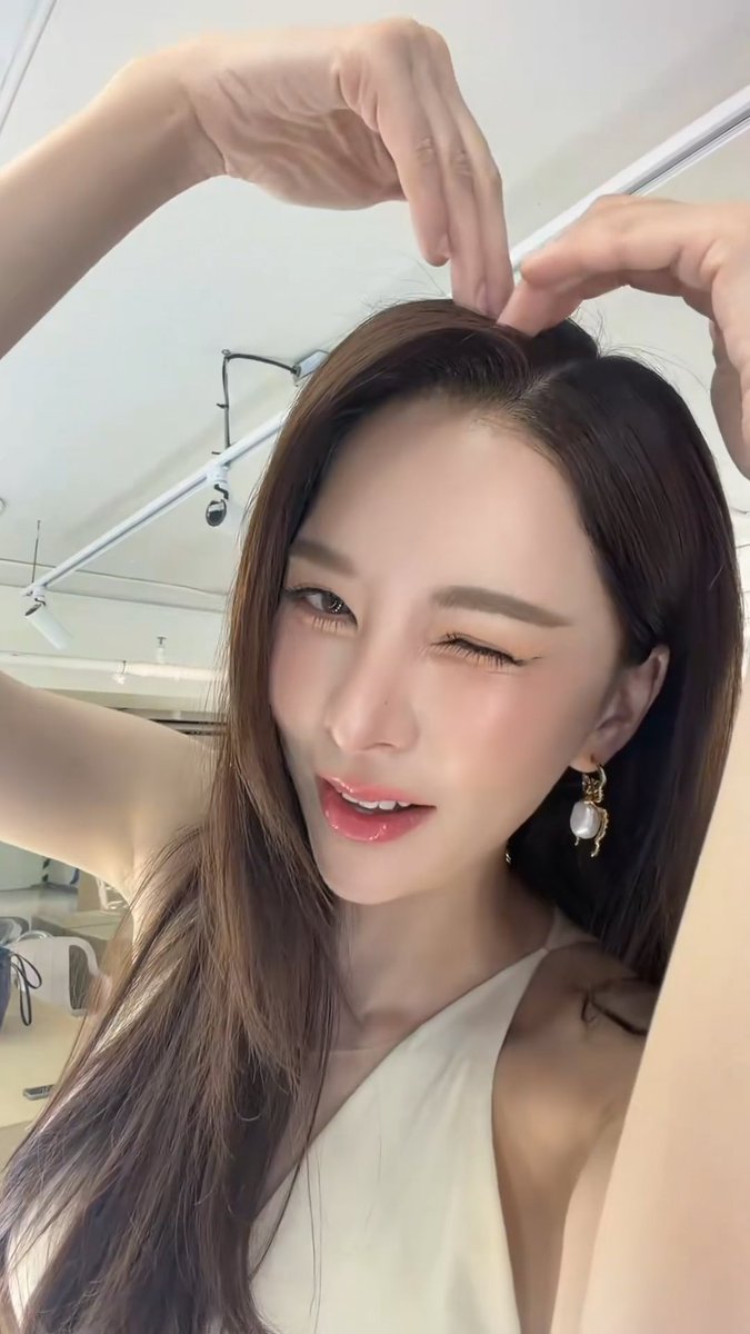 Yuriinmybrain's tweet photo. วันนี้พ่อเค้าอาบน้ำแล้ว
สวยสะอาดตามาก 🤭❤️

DEVY MAKE IT FUN X PUINOON
#DEVYxPUINOON https://t.co/hjo1MsPXK7