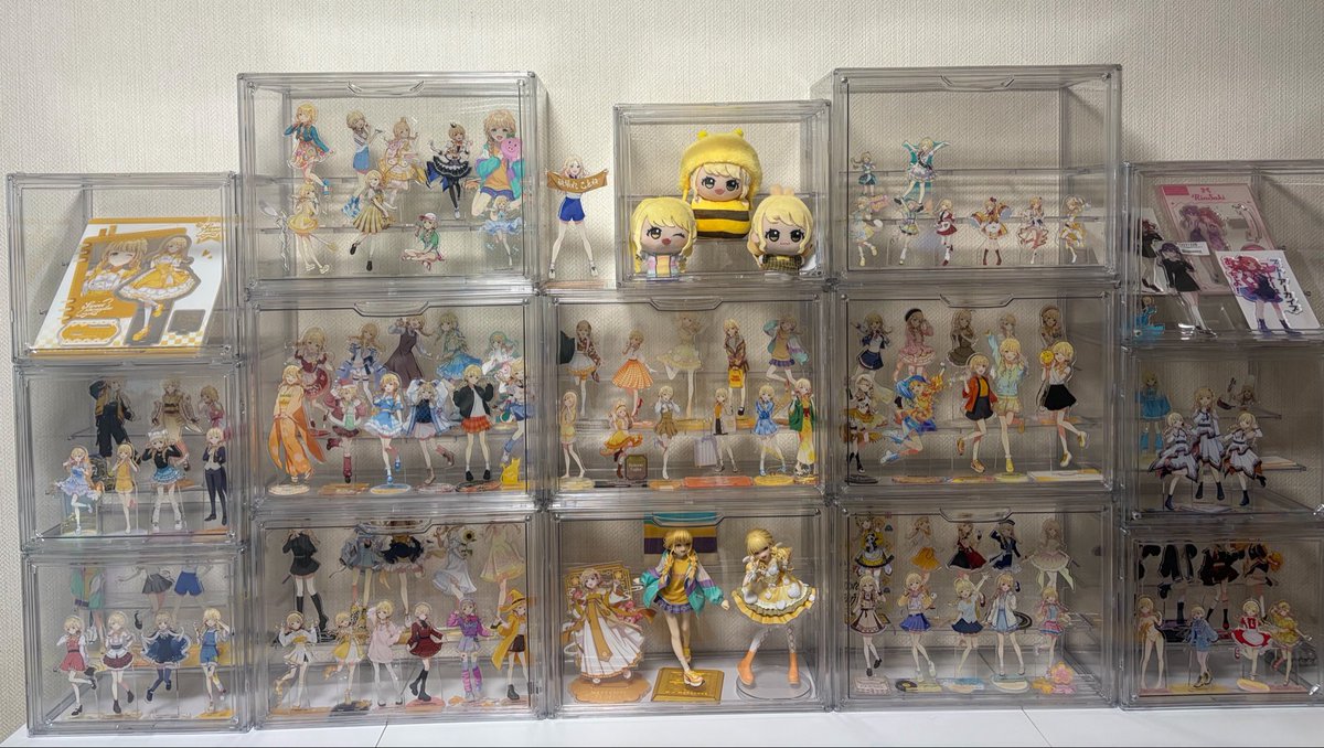 OrcinuS_H67's tweet photo. ついに！藤田ことねの全身アクリルスタンドが、100体に https://t.co/Vak5nnR8b1