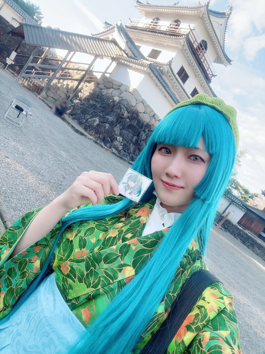sayaka0505zp's tweet photo. ずん子ちゃんコスで #鬼小十郎まつり へ！

お声がけくださった方、お写真撮ってくださった方ありがとうございました💚

昨年は雨だったので今年は晴れて良かった☀️
大迫力の合戦、ゆっくり観ることができて楽しかったです🏯✨

#第19回鬼小十郎まつり
#白石市 
#いいね白石 
#東北ずん子 https://t.co/Q8u8nEScwt