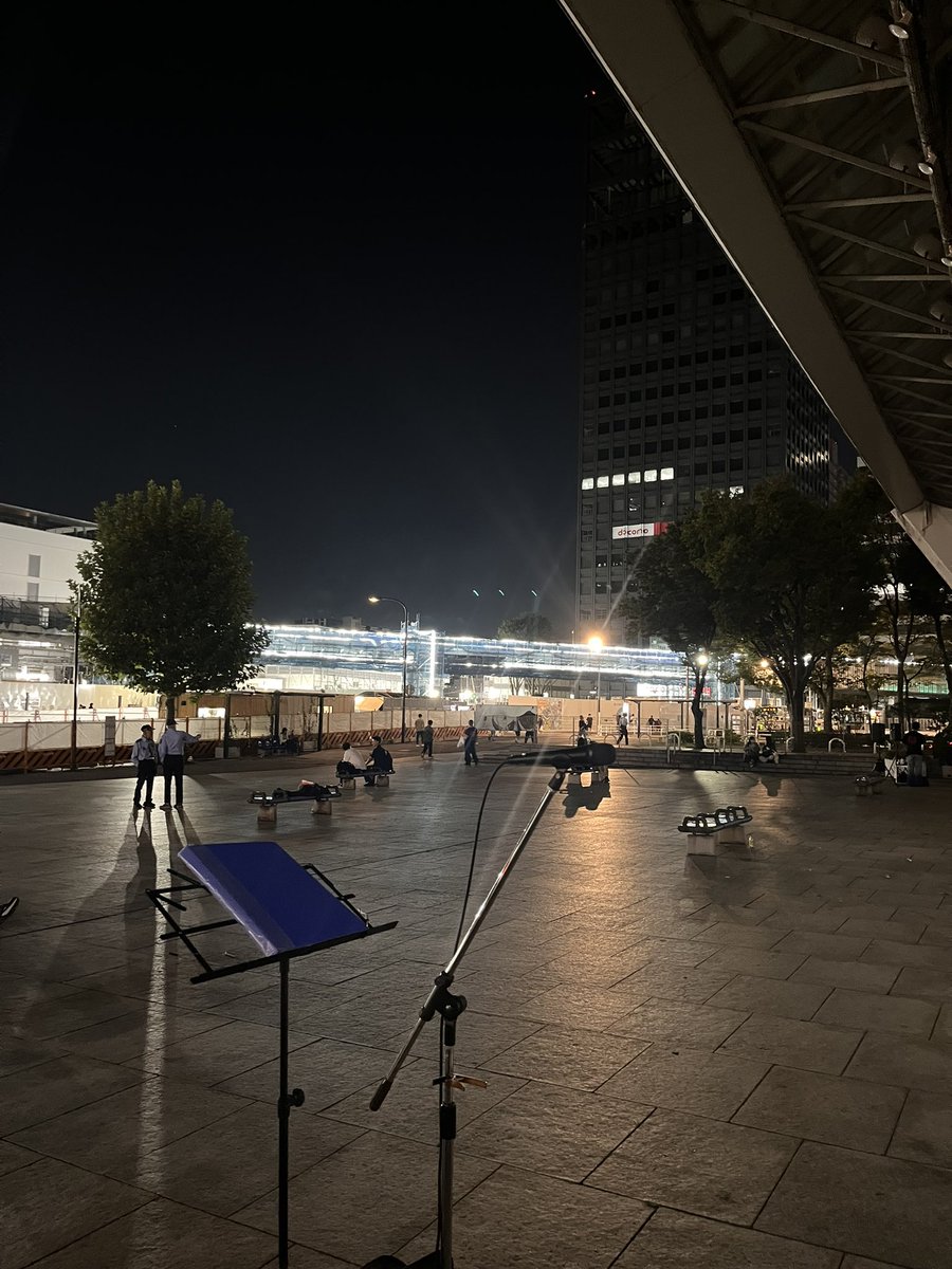 Kushita_Akimasa's tweet photo. じゃあ、これから路上ライブやってみますよっと。

さぁどうなることやらー。 https://t.co/zwKJYZqbUh