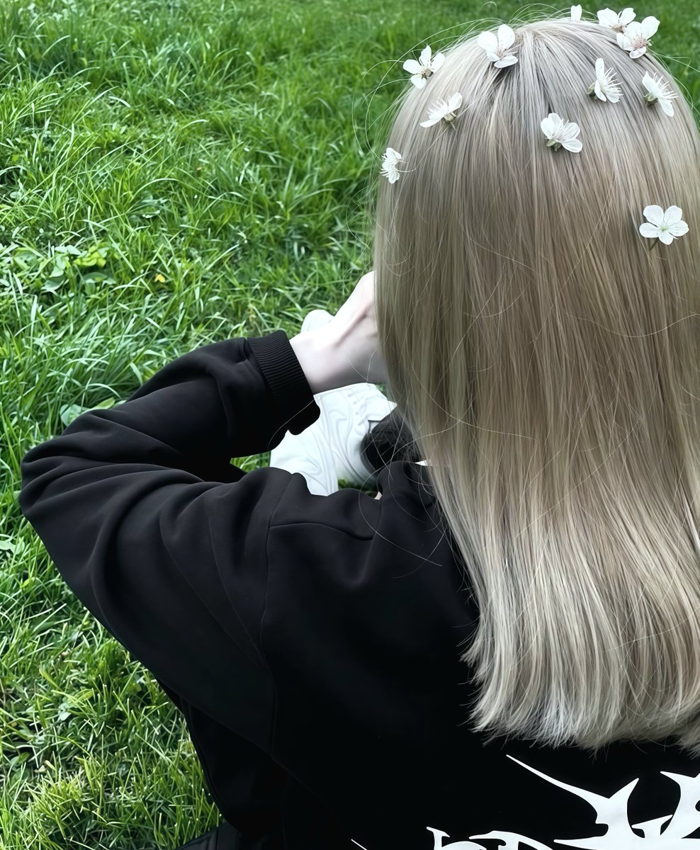 infernallist's tweet photo. Моя светловолосая малышка. — spending time with you makes me see that you are one of the most beautiful parts of immortality. 🩶 https://t.co/wCue3AtP6D