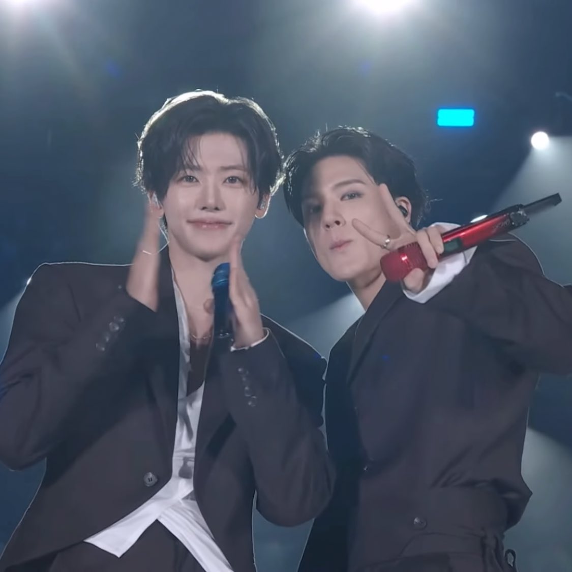 jamong1323's tweet photo. 너 무 예 뻐 🖤🖤 https://t.co/DSIE9KcxTb