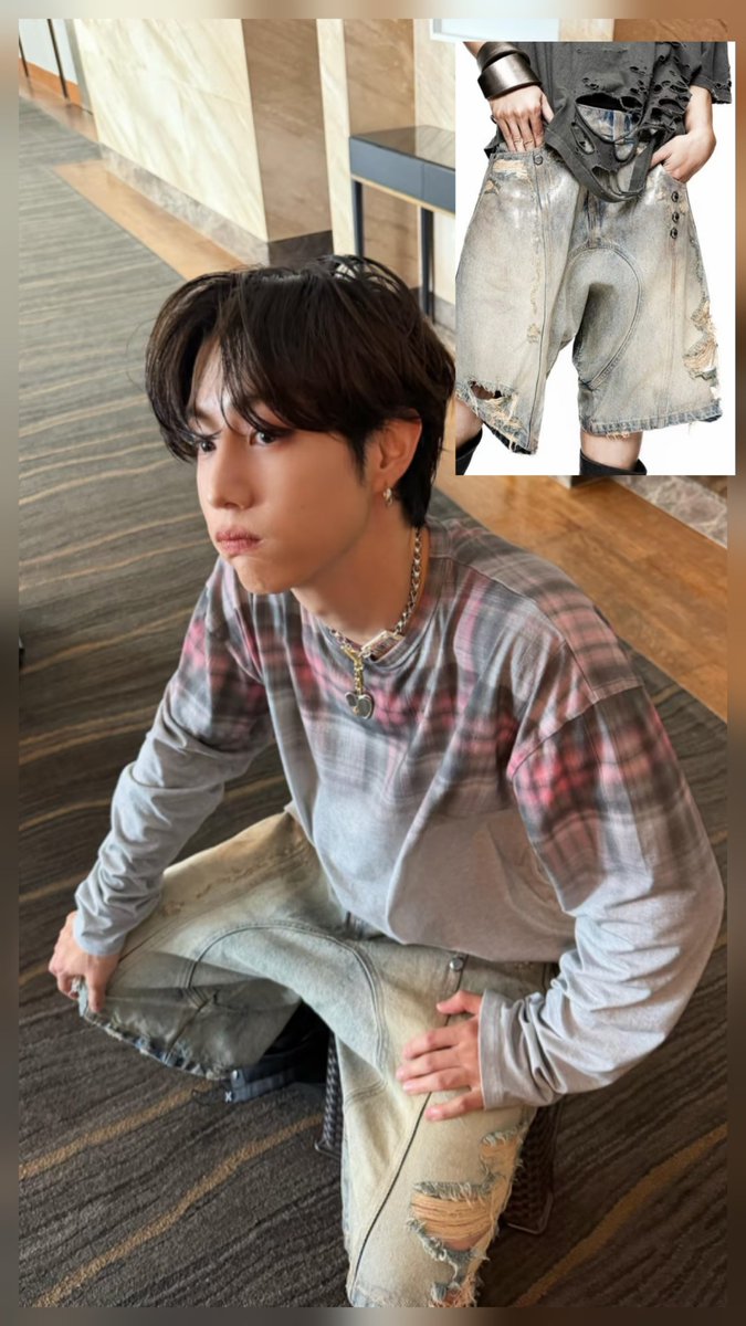 wwmarktuan's tweet photo. LATUI ATELIER shared about Mark wearing their brand for #NIGHTLIGHT MV 🤍

MARK TUAN WEARS LATUI'S ROHHEIT JACKET, NEVERBLAME LEATHER PANTS &amp; SYMPATHY DRUNK JEANS

NIGHTLIGHT BY MARK TUAN FEAT. MILLI 
#NIGHTLIGHT #MarkTuan 
#段宜恩 @marktuan @DNAmngmnt https://t.co/1nVtznk4BP
