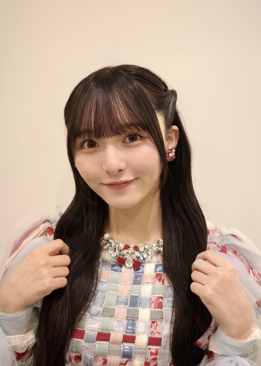 skmkhrn's tweet photo. 新衣装✨
こちらもニヤニヤしてます

#sakiblog
#片山紗希 https://t.co/fRumRkGv5J