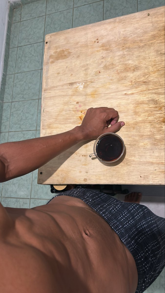 ufernand00's tweet photo. Bom diaa, sábado. Vai cafezin? https://t.co/w5lj9yjGan