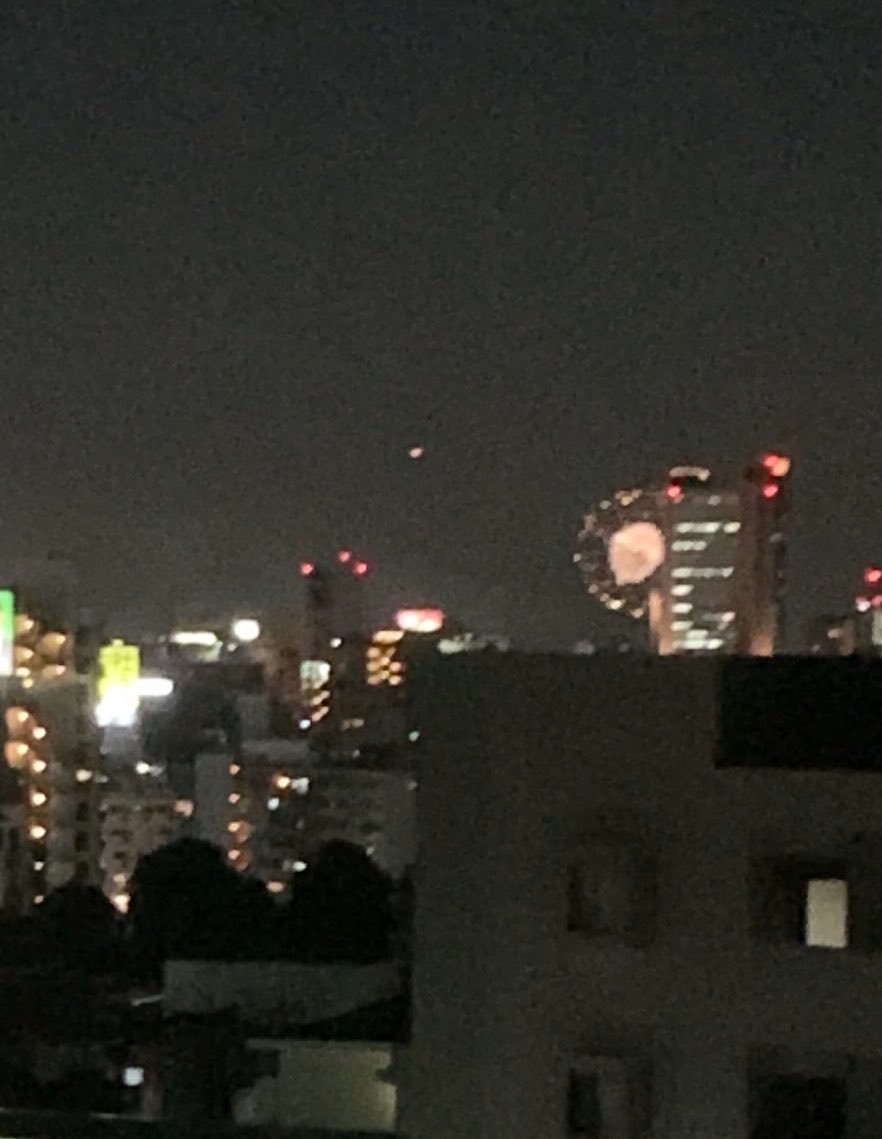 subu80986371's tweet photo. 多摩川と川崎の花火大会の日なんだね https://t.co/tPzdVVOtvZ
