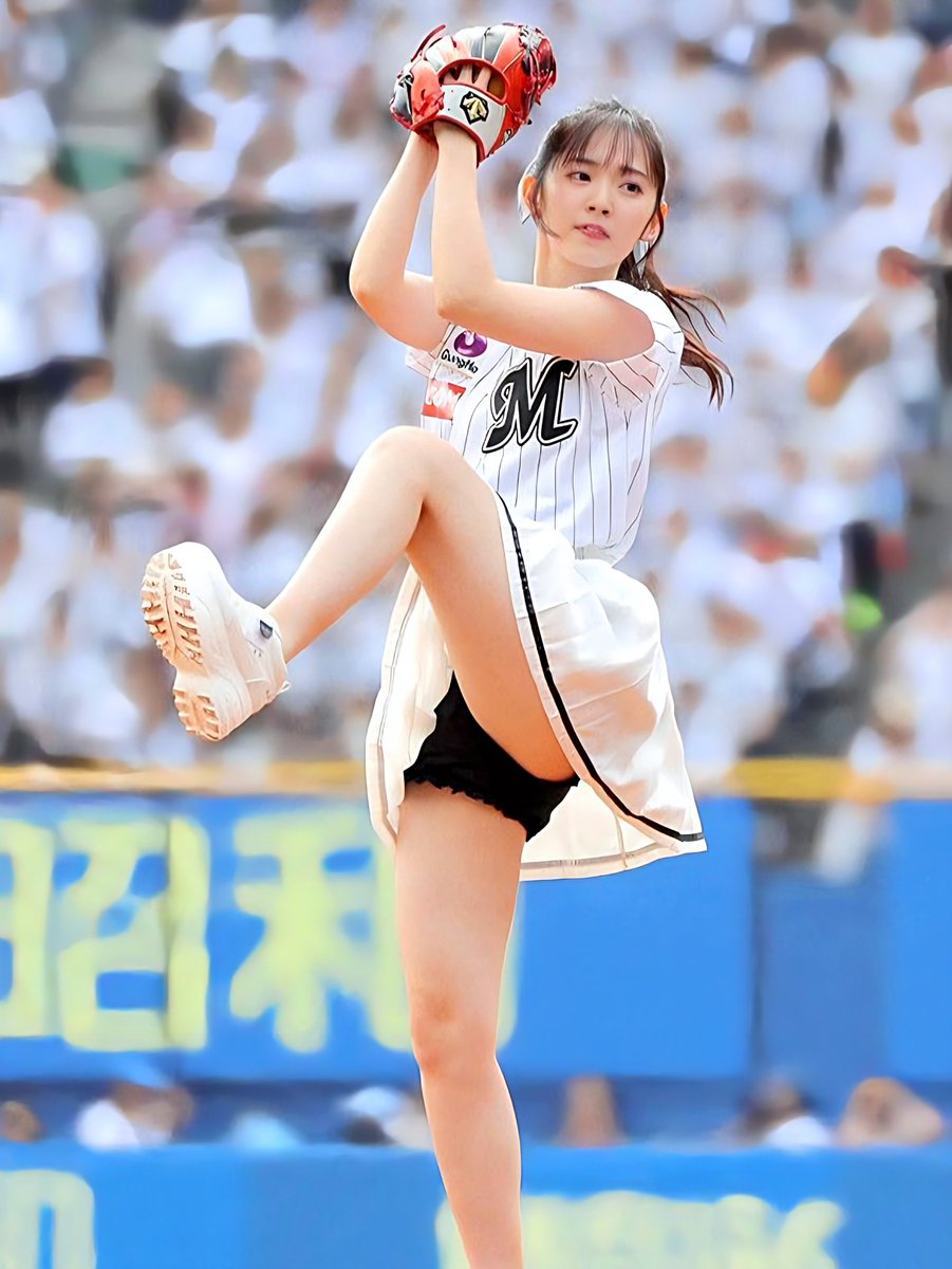 nandoestofados's tweet photo. 鈴木愛理、ド直球を投げ込まれました♡ https://t.co/LaVkH7k7Kp