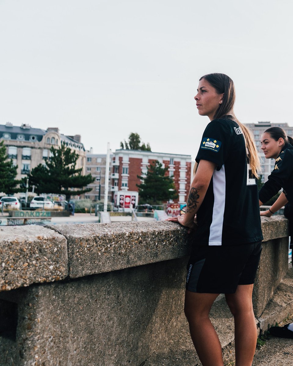USSM_Feminines's tweet photo. Balade matinale sur la plage du Havre pour nos Diablesses ⛅️🔱
#HACUSSM #ArkemaPL https://t.co/oudWMO09at