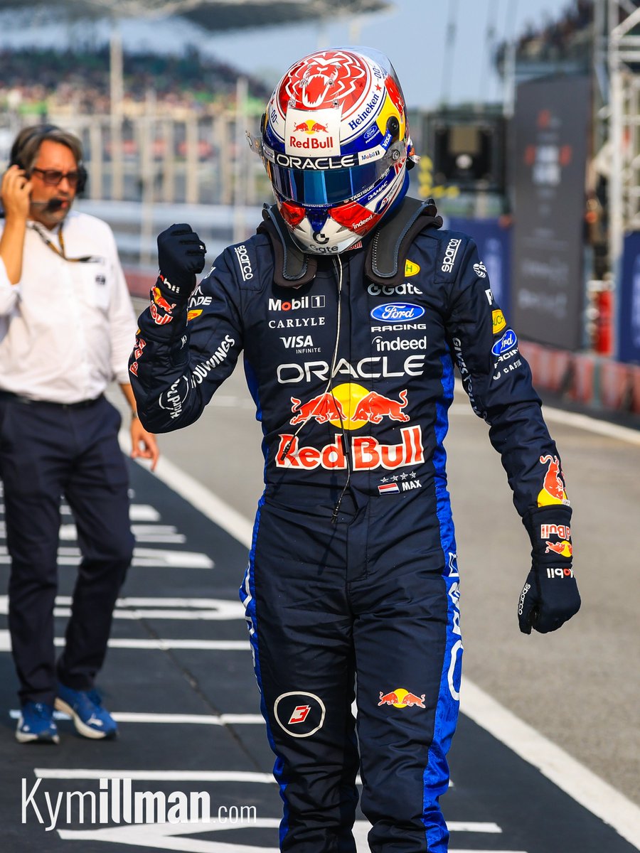 KymIllman's tweet photo. FINALLY ON POLE

It's taken 16 rounds, but Max Verstappen is on pole for the first time this year. He starts tomorrow's Bahrain Grand Prix at Sepang from P1.

#f1 #formula1 #bahraingp https://t.co/aQNei5WtWf