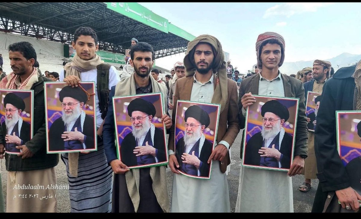 mohammad2000p's tweet photo. @CulturalLens @Asayel0_0_0 الموعد جا وتحقق من زمان وين عايش انت الحوثيين صاروا يعتمرون على محارمهم اولهم انت🤣نسيت تأسيس الحوثي ليوم المتعة الجنسية العالمي مع محارمكم نسيت انك تعرب أختك وخالتك وعمتك وأمك ألا لعنة الله عليك لا وبعد محللين إنه عادي صاحبك يدخل البيت ويعرب أهل بيتك واعيباه بس لعنة الله عليكم🤣 https://t.co/Vt89XFDphc