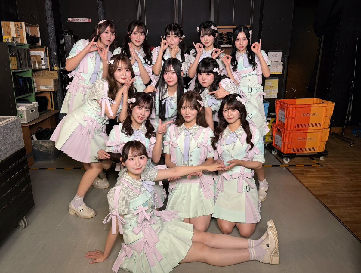 Nearlyequal_joy's tweet photo. 5thシングル『サマーツインテール』発売記念
スペシャルライブ@大阪

ご来場いただいた皆さま
ありがとうございました📡·˚ ༘

その他スペシャルプレゼントは10/14(水)23:59まで受付中です !!👑˖°​​

▼詳細はこちら
https://t.co/f6YhOkZWSN

#ニアジョイ
#サマーツインテール https://t.co/3XOvAu51g4