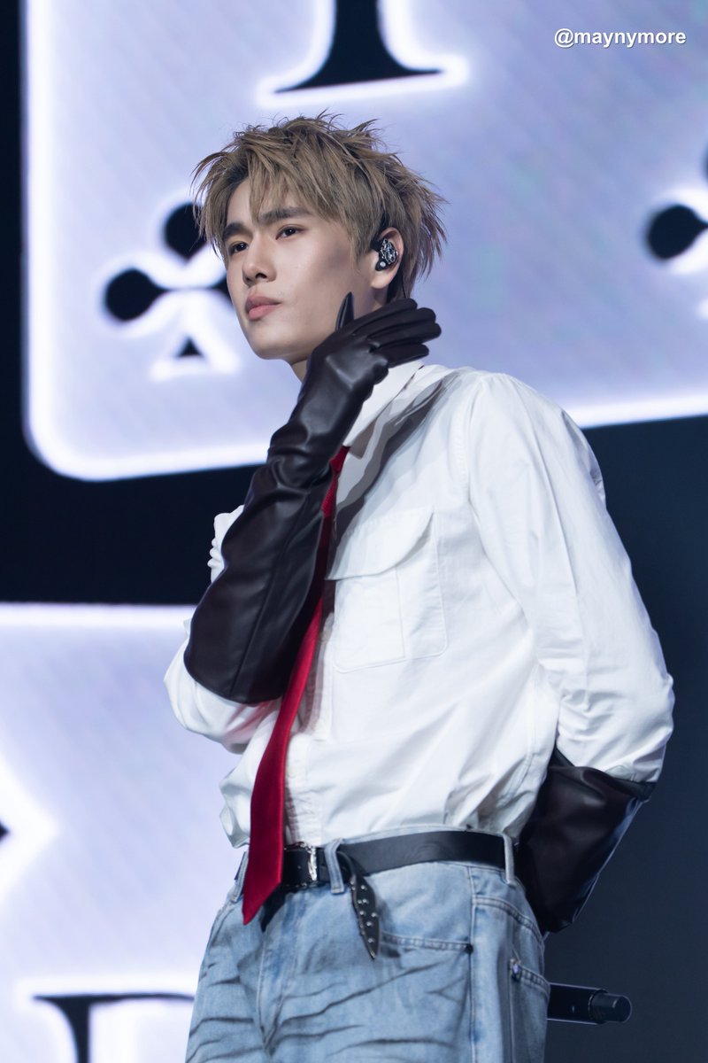 maynymore's tweet photo. Black card 

PHUWIN 1ST FANCON IDN
#2026Phuwin1stFanconinIndonesia
#phuwintang https://t.co/djIXihOarl
