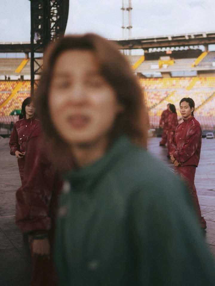 MaikhinhtayMk's tweet photo. Jimin on Jungkook’s Insta 🥺

🐰 Dropped my Leica and the lens got blurry :( https://t.co/ZJhFBc8fcO
