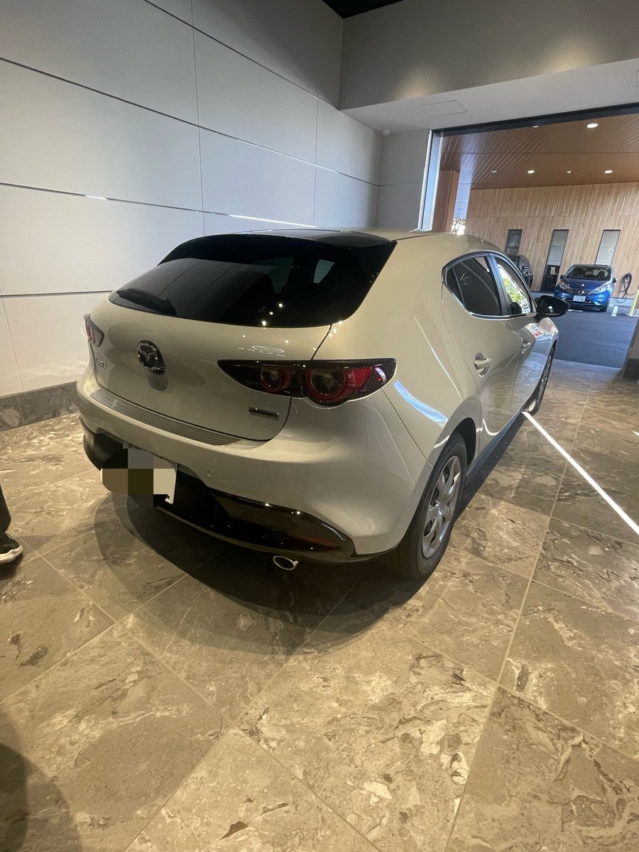 se3p_owner's tweet photo. そして本日より車新しくなりました🤤新しい相棒はMAZDA3ファストバックになりました👍 https://t.co/sIEk97feLJ