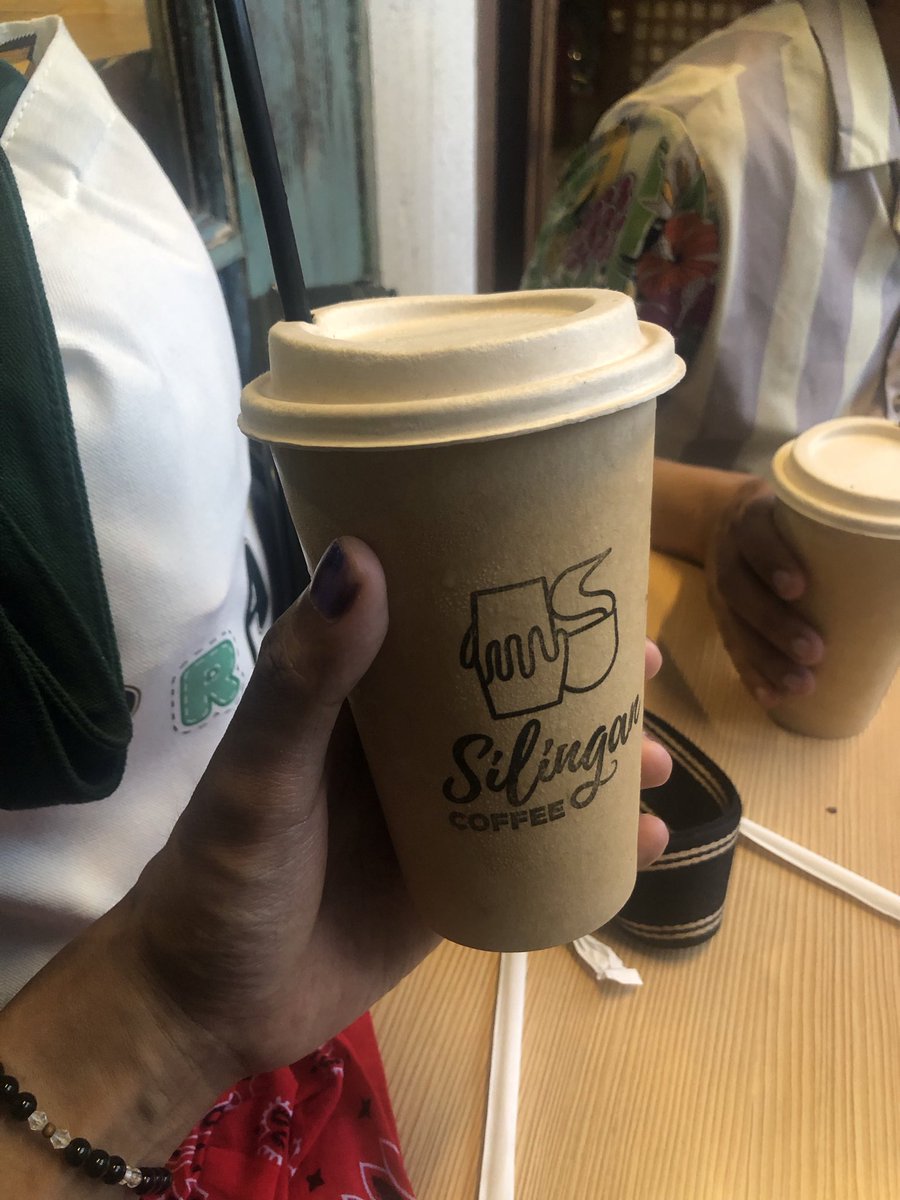 thesuperkayow's tweet photo. Guys ang sarap nitong iced horchata sa Silingan Coffee, Cubao Expo. Bf introduced me sa horchata emerut and now hinahanap hanap ko na sha lmao

#foodtwt #pataygutomtwt https://t.co/3EgSxs64i9
