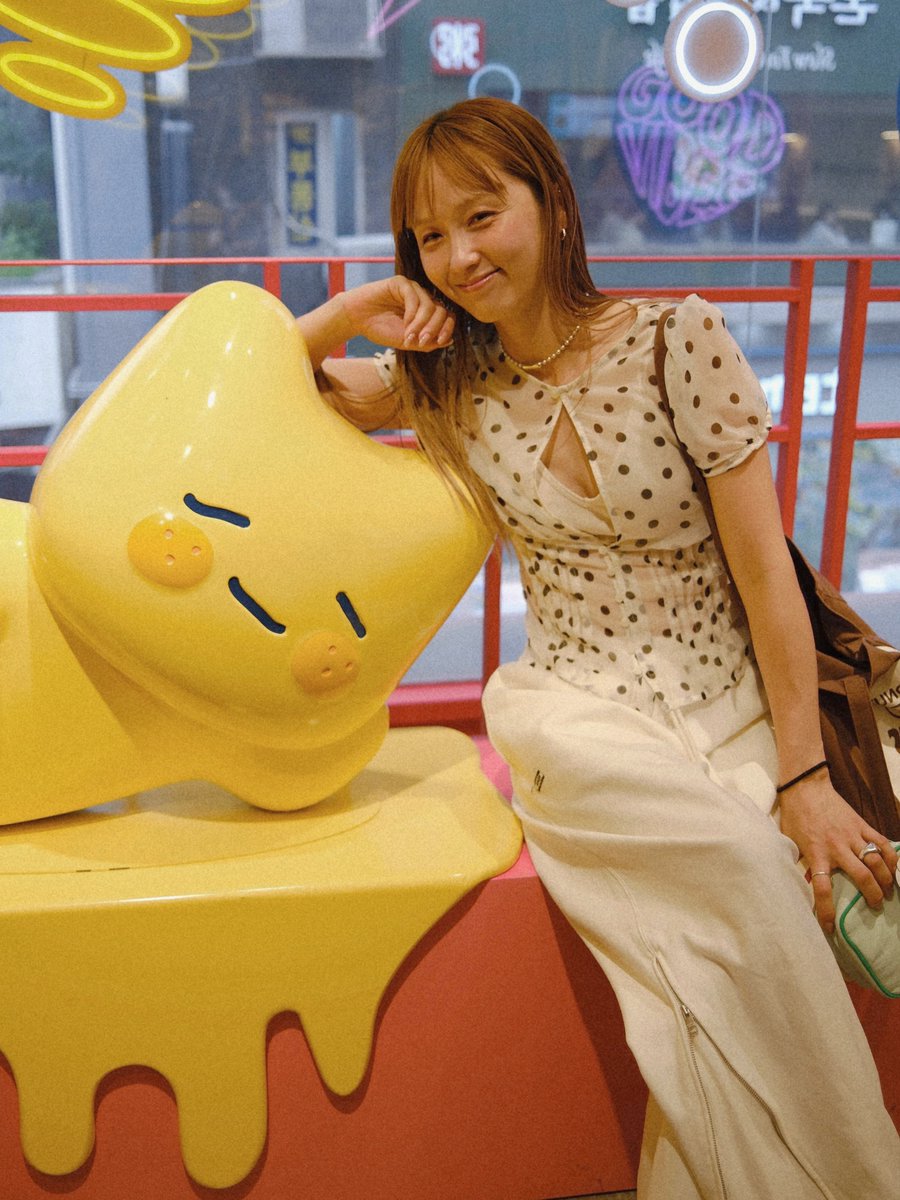nandoestofados's tweet photo. Dream amiさん(38)、このお写真ちょっと具が見えてないか……？💕💕 https://t.co/XEVTTxeXvN
