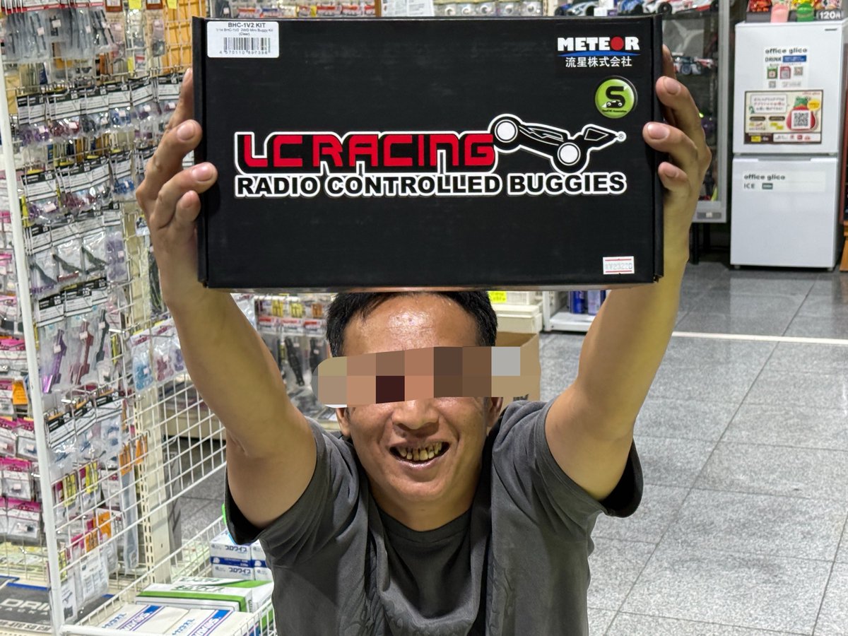 t_ak_e0124's tweet photo. 店にあるBHC-1の試乗車で走って楽しかったので買ってしまったトックン(笑)
お買上げありがとうございます〜(˶ᐢᗜᐢ˶)
残り少なくなって来ましたよ〜❗️
気になる方はお早目に(^^♪
#MST
#BHC-1V2 https://t.co/kciBrEJamf