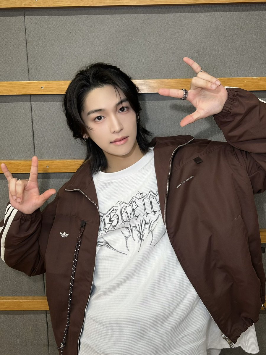KO1KEYZofficial's tweet photo. [📸] 261003

フジテレビ「MUSIC FAIR」
ありがとうございました🤟

🏃‍♂️ #KEITO
Detail ➡︎https://t.co/PcCvMLWbb2

MVをみる
🔗https://t.co/81V0MM2rmK
Apple Musicで聴く
🔗https://t.co/PaI0ohkPIu
Spotifyで聴く
🔗https://t.co/WM78kv1xYE

@MUSICFAIR_Fuji
#MUSICFAIR
#KO1KEYZ #コイキーズ https://t.co/1v6APFvqmu