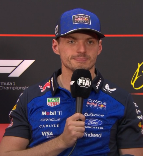 verstappenews's tweet photo. Q: you all made sacrifices for the long run pace, but do you fear others made even bigger sacrifices and that you'll pay the price tomorrow in the race?

Max: "I'm confident with what I did. If others made bigger sacrifices, then goodluck to them. I am ready." https://t.co/J3TmZL50n4