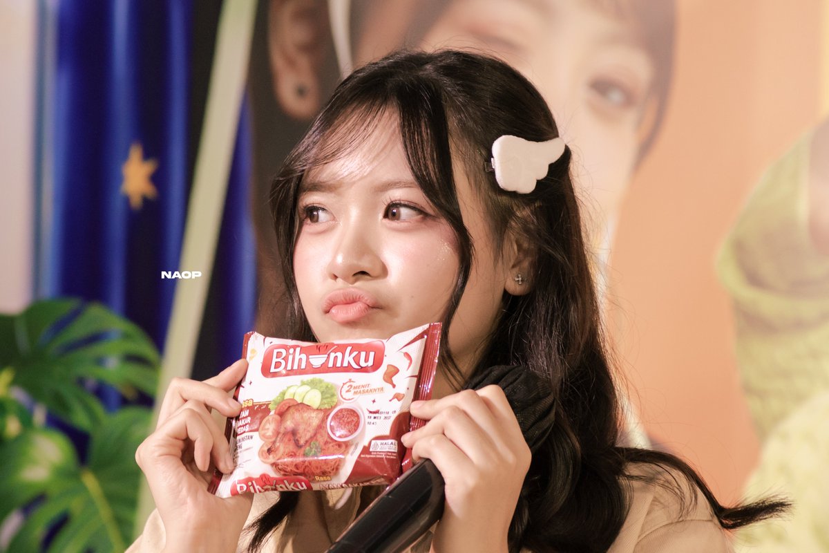 Naop_68's tweet photo. Lily
@Lily_JKT48

261003 Bihunku Mall Bassura https://t.co/PA3wFibvkh