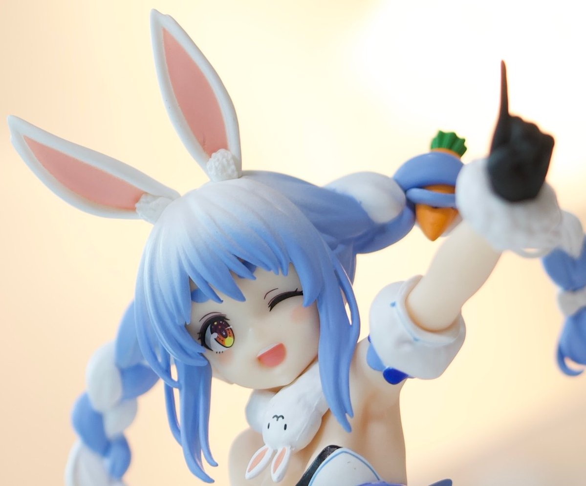 lexcelion's tweet photo. ポッパレ兎田ぺこら衝動買い
飾って雑に撮る

#兎田ぺこら #ポッパレ #フィギュア https://t.co/gv47WqnUEz