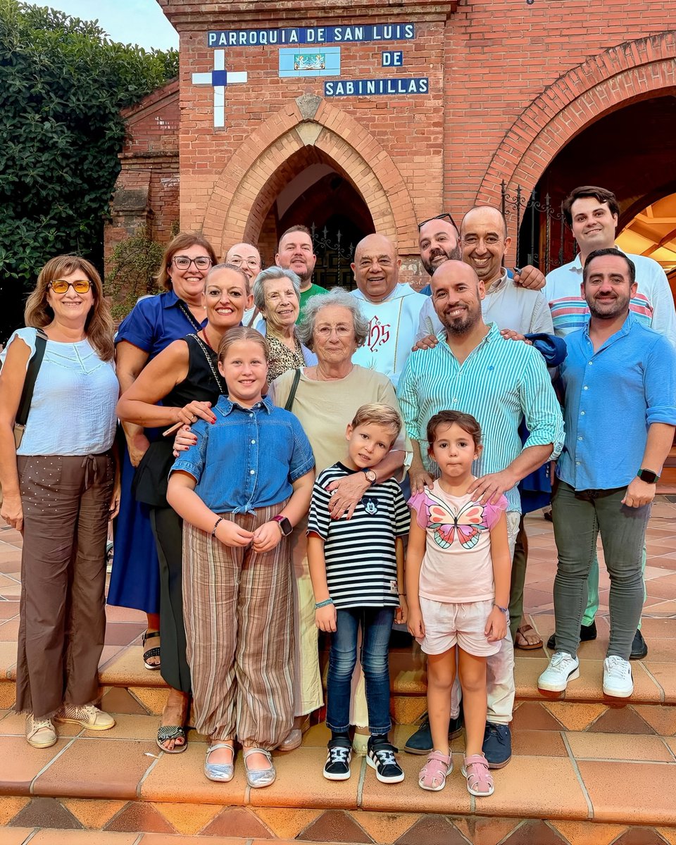amorestepona's tweet photo. En la tarde de ayer, una representación de nuestra Hermandad estuvo presente en la toma de posesión del Rvdo. D. Luis Miguel Aguilar como nuevo párroco de la Parroquia de San Luis de Sabinillas.

Puedes leer la publicación completa en el siguiente enlace: https://t.co/xWCNBRdj72 https://t.co/ryTTjADoEo