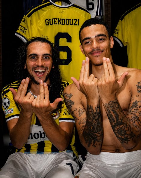 Eminky18's tweet photo. @angelinfrench Vous avez très vite oublié le jour où Guendouzi et Greenwood vous ont mis en pièces.🤣🤣 @angelinfrench https://t.co/X2WKlpSBJr