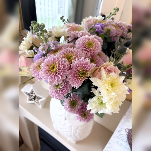 Funding_Fern's tweet photo. Double gift! I just received Flowers from SubJ via Throne. Thank you! https://t.co/dFDARUlx9k #Wishlist #Throne https://t.co/jYSLp6039o