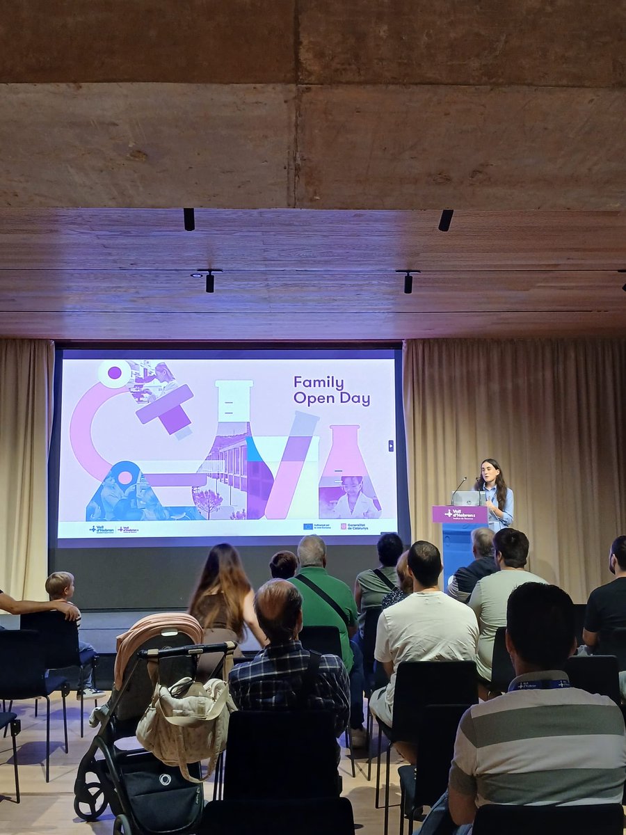 vallhebron's tweet photo. 👨👩👧👦 Avui celebrem el primer Family Open Day del @VHIR_
🔬 Una jornada per obrir les portes de la recerca a les famílies dels i les professionals i mostrar de prop què fem i com treballem cada dia.
#FEDERCat #FECYT #DivulgaCiènciaVH https://t.co/EdGxLWNEhd