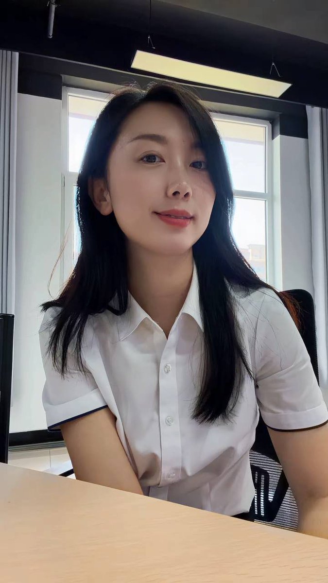 flavynhoooooooo's tweet photo. 问一下有在X当天认识就去开放的吗？这样正常吗？还是等暧昧关系确定在去好点？ https://t.co/923lrlkTn8