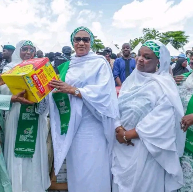 v79158's tweet photo. Mommy Hajia Nana Shettima @kujarima, is more than just a mother; she is a provider, a giver, and a true solution provider.

She is a woman with a heart full of compassion and generosity, always willing to go the extra mile to put smiles on the faces of those around her and make a meaningful difference in the lives of people and humanity at large.

Mommy, your kindness, selflessness, and unwavering commitment to helping others make you a blessing to many. And your generosity brings hope, joy, and relief to countless people.

You are indeed a mother to many, a source of hope to the vulnerable, and a shining example of what it means to live a life dedicated to serving God and humility.

THANK YOU FOR INSPIRING US, WISH YOU A PEACEFUL AND JOYFUL WEEKEND OUR ELEGANT AND COMPASSIONATE MOMMY.♥️♥️