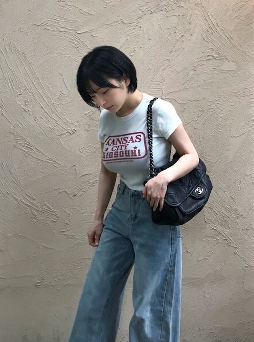 VPS51975549's tweet photo. ボーイッシュ×巨乳って合ってます…？ https://t.co/c4XNYXTNER