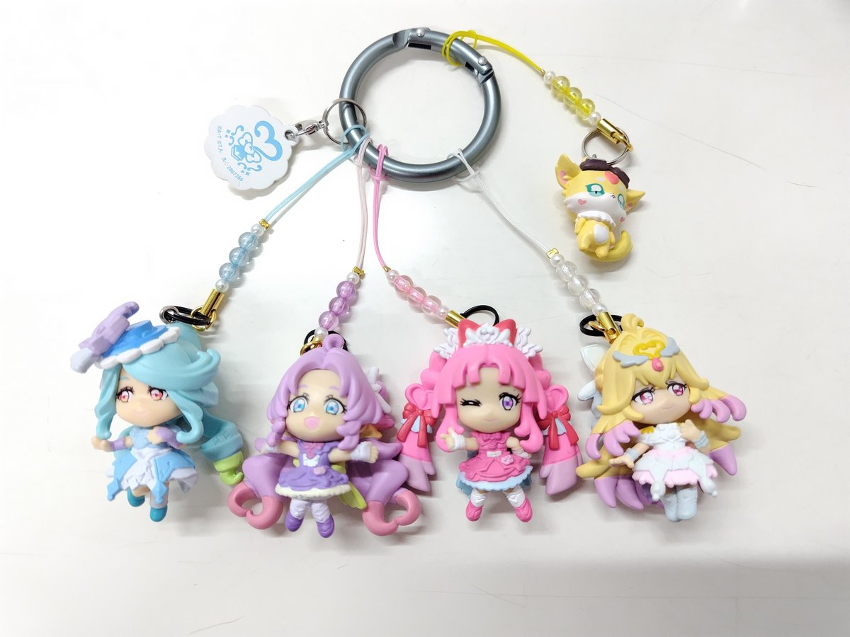 beh1059's tweet photo. セリアのストラップ紐、たんプリチームと色がピッタリすぎる https://t.co/Nt0wJcB86V