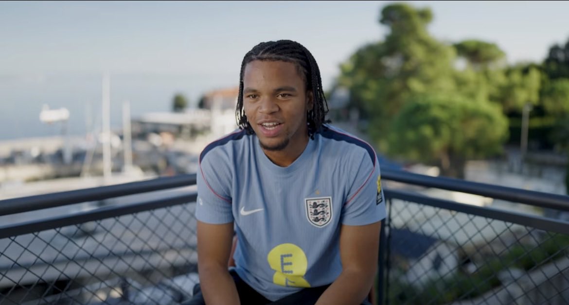 Anfield_Sector's tweet photo. Rio Ngumoha:

“Liverpool was always the RIGHT option and really the ONLY option. I knew that if I went there, I’d get the opportunity and the pathway to showcase what I can do, and it looks like so far it’s paid off.”

[@itvfootball] #LFC https://t.co/DyHfdxt1Z4