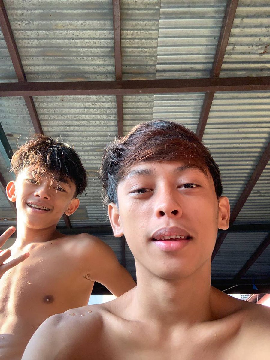 Alexmabanta's tweet photo. dm for collab with my friend💦 https://t.co/JiKGSEaYub