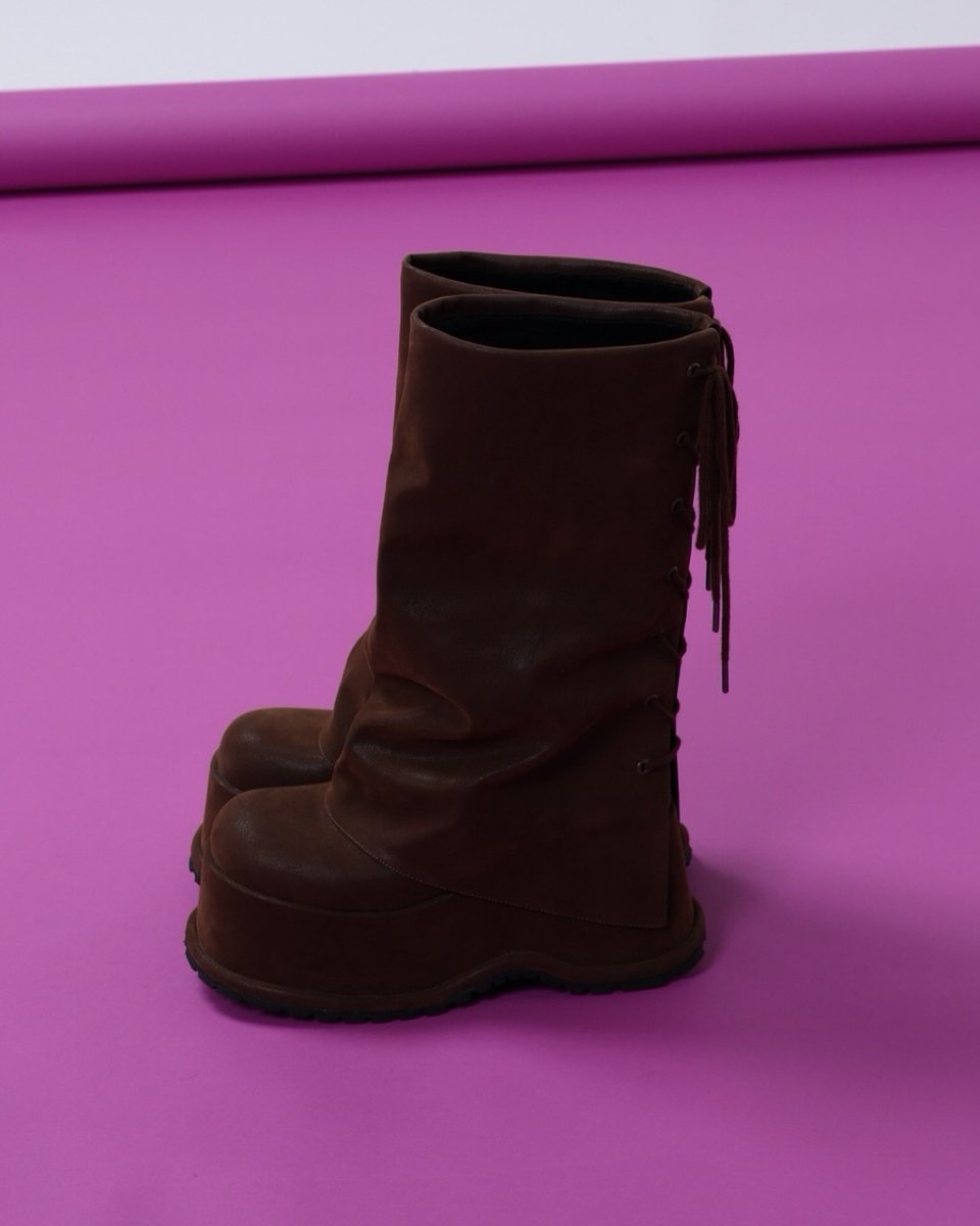 EMODA_STAFF's tweet photo. October New Boots💜 https://t.co/fukqORJtog