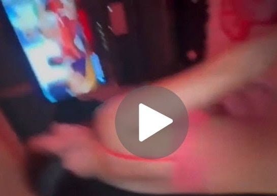 KalenderSenyurt's tweet photo. JADEN NEWMAN Video Filtrado
🤣
Jaden chupa a Newman y monta a Jaden durante 4 minutos seguidos 🤣🎉
WHY BABY GIRL

Julian Newman estaba en estado de incredulidad después de que su hermana Jaden corrigiera a N3on sobre la frase “why bebe” de su video vi🍦🧑‍🏭
https://t.co/CYyVEGQ5wT https://t.co/sulZeiIiYu