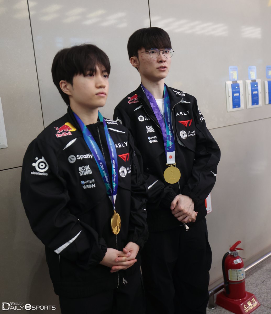 kenzi131's tweet photo. #LoL  #LCK  @T1LoL  @HLEofficial https://t.co/1x1HSy1yHT