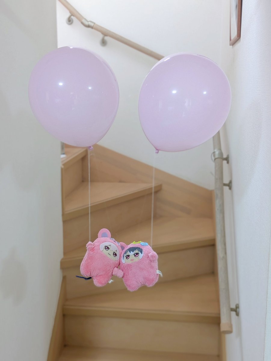 ossanandpink's tweet photo. 風船に連れて行かれるぴんくさん🎈

ﾃｰﾝｰﾀｰｶｰｸｰﾏｰｲｰｱｰｶﾞﾚｰ♪
ﾓｯﾓｯﾓｯﾓﾓ! https://t.co/mV8i6xOLiM