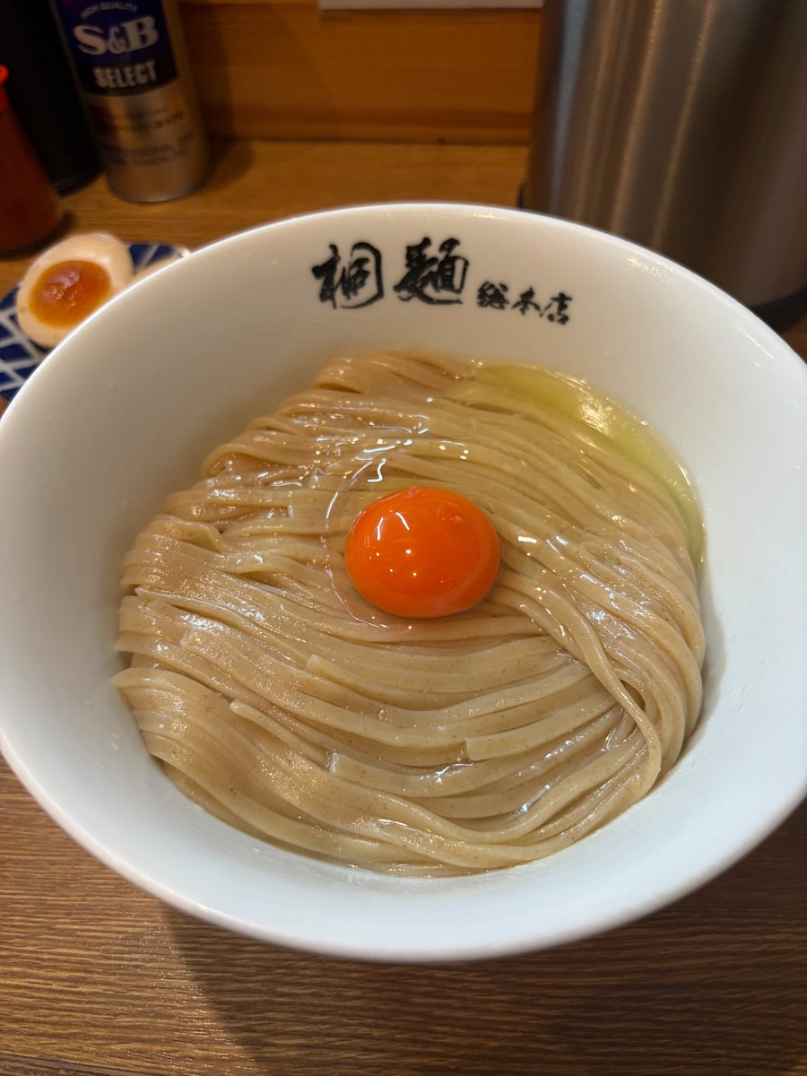 raimu_Gameaka's tweet photo. ついさっき行ってきました〜
自分はTSW、兄は人気の冷
メンマ長くて美味しかった https://t.co/VosAARiVPY